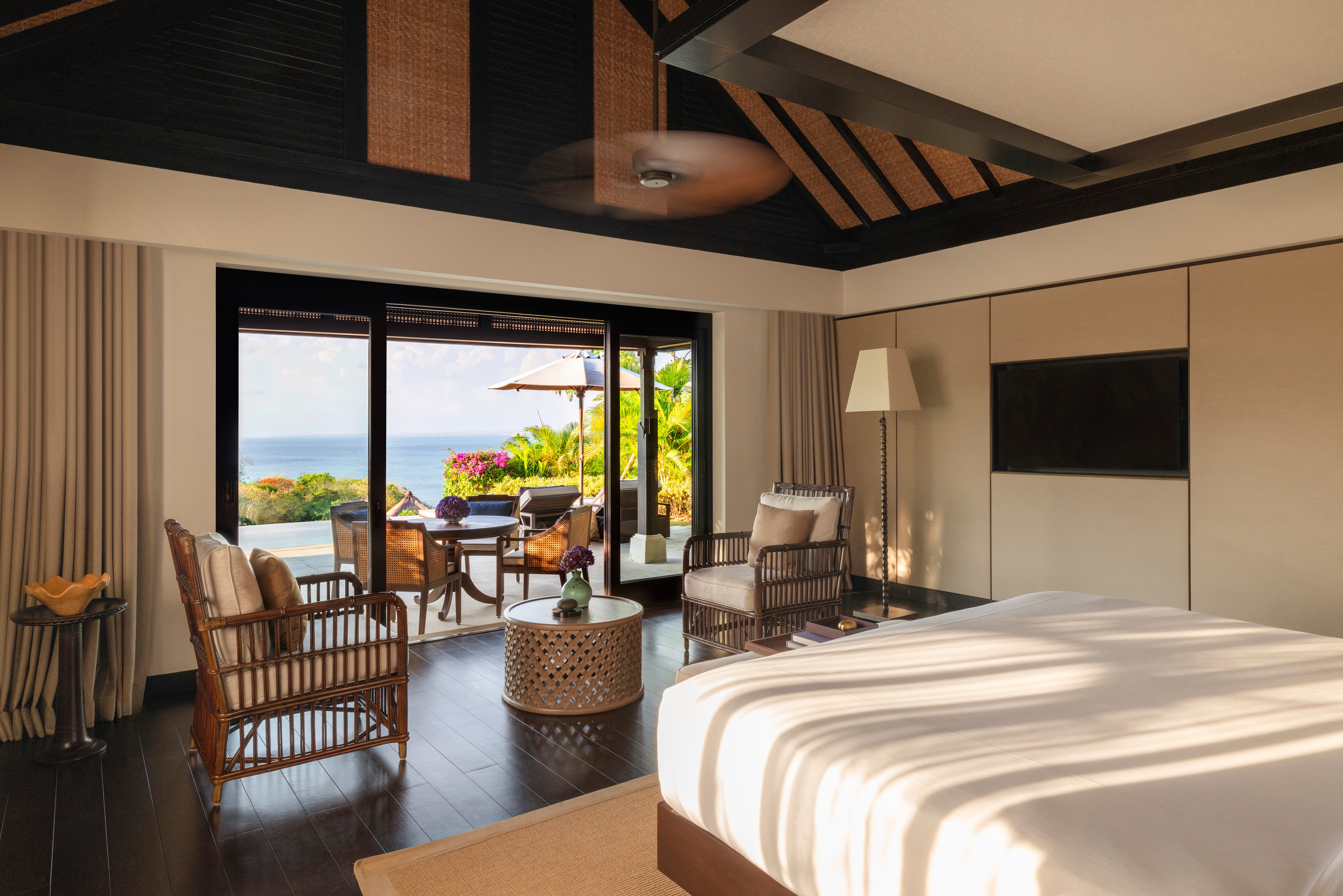 Hilltop Pool Villa - Bedroom 2